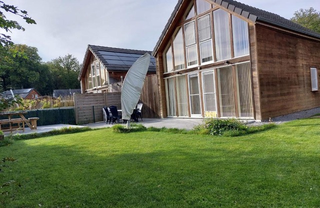 maison 3 chambres à 200 m de la plage des Lacs de l Eau d Heure