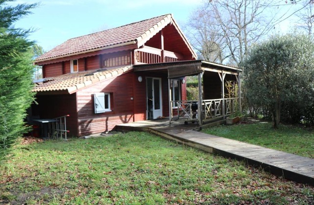 Maison 3 chambres wifi, jardin clos, piscine, tennis