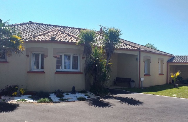 Maison 8/10 Pers. 5mn Mersalon Séjour 40m², Cuisine, 3 Chambres, 1 Bureau, 2sdb