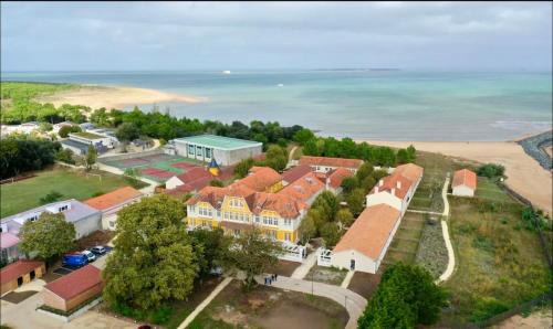 Maison accès plage 1 à 6 personnes - Saint Georges d Oleron - Boyardville - 2 chambres - animaux acceptés nid d été