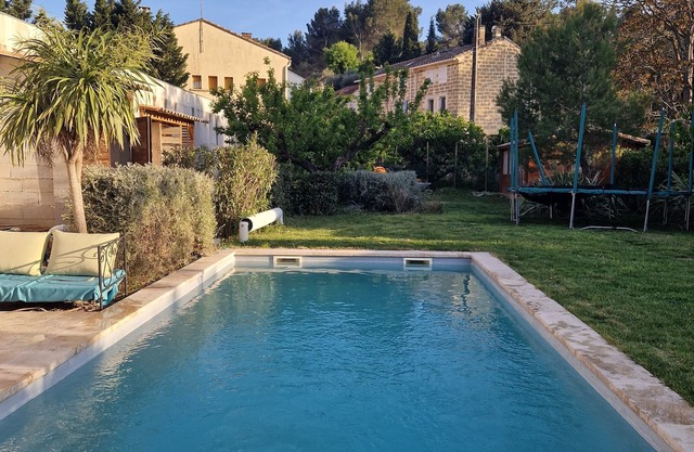 Maison au Pied d un Village Provençal à Proximité d Avignon