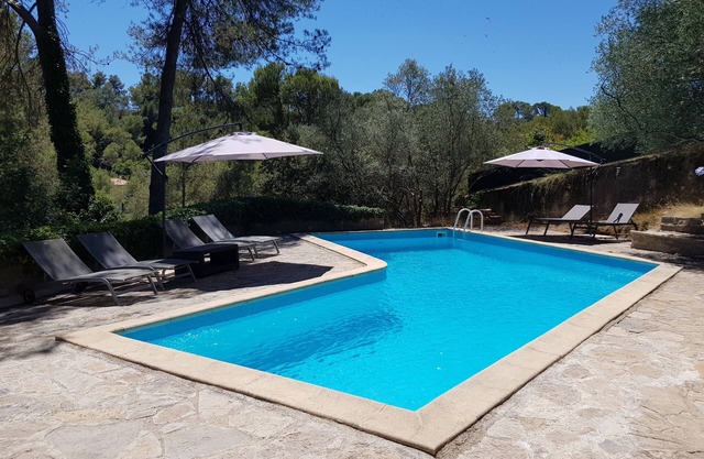 Maison Avec Piscine et Jacuzzi