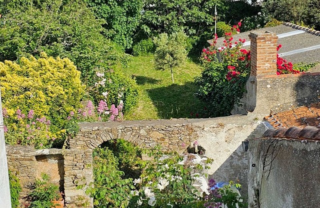 Maison Avec Jardin au Coeur de Port Joinville