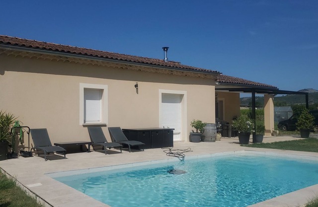 Maison Avec Piscine Proche Gorges de L'ardèche