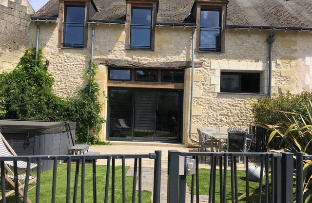 Maison Avec SPA Dans Longère