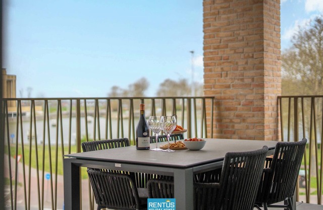 Maison Babette - with view on Kaai Nieuwpoort