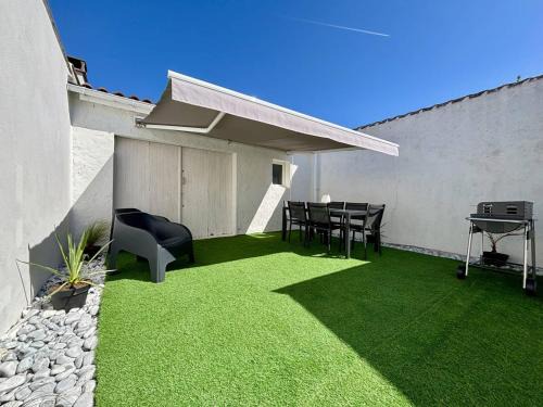 Maison bord de mer à St-Denis-d'Oléron, 6 pers, 3 ch, terrasse, vélos, plage à 2 pas - FR-1-246A-230
