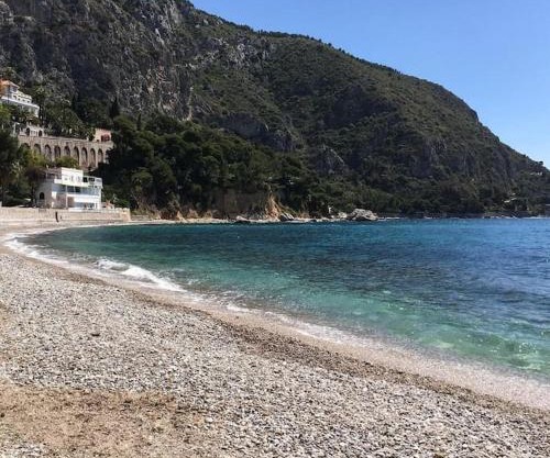Maison bord de mer Eze