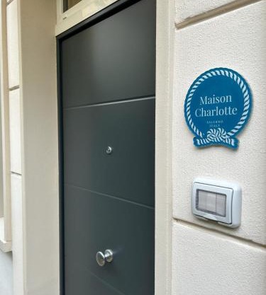 Maison Charlotte Salerno