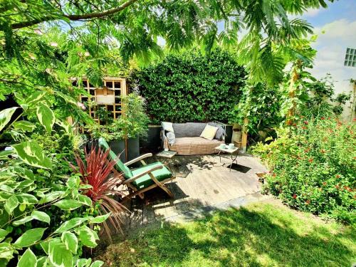 Maison charmante a Bois Colombes avec jardin prive et parking