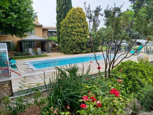 Maison charmante au Thor + Piscine