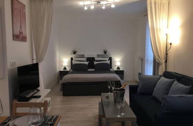 Maison Cosy One - Parking S/sol et Wifi Gratuit