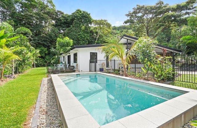 Maison Daintree - Mount Whitfield View