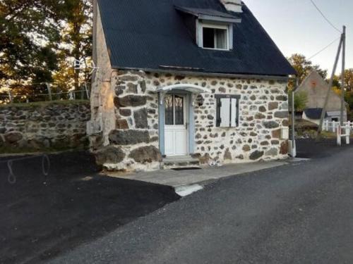 Maison de charme à Cros - 3 pers, Parc des Volcans - FR-1-814-133