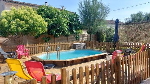 Maison de Charme en Provence avec jardin et piscine