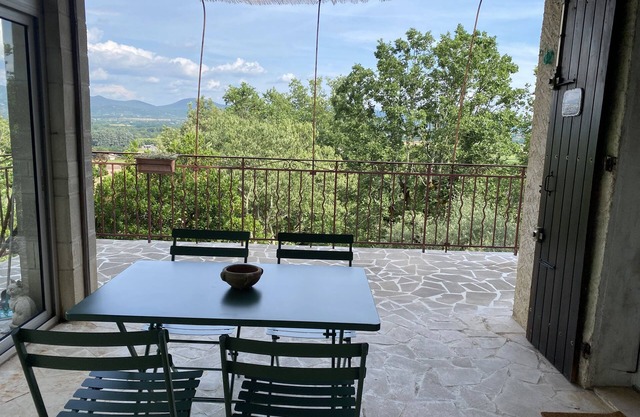 Maison de Vacances Avec vue Panoramique et Grand Jardin Naturel