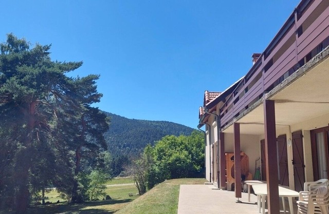 Casa-Familiar-Baño con bañera-Vista a la Montana