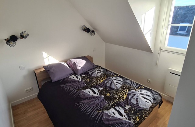 Maison de Vacances à Saint-nic à 700m de la Plage Animaux de Compagnie Acceptés!