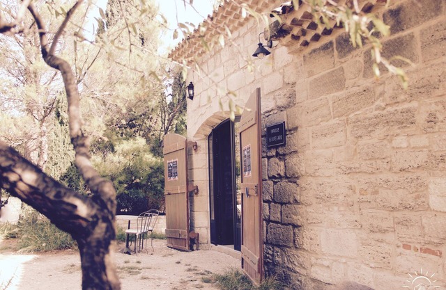Maison de Village Authentique, 3 Pièces, à 3km D'avignon