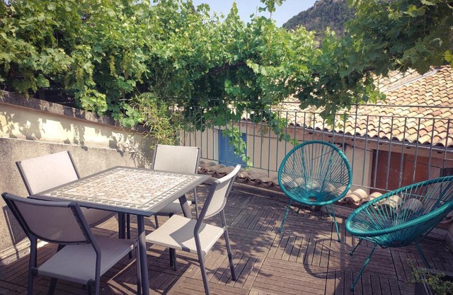 Maison de village avec terrasse