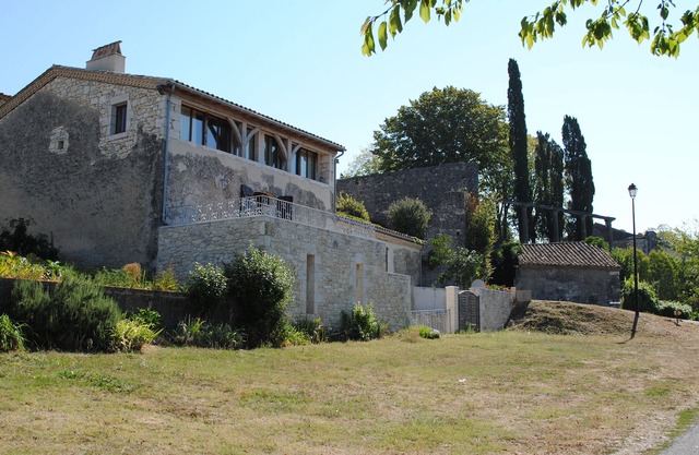 Maison Du Coin - The Cottage Corner