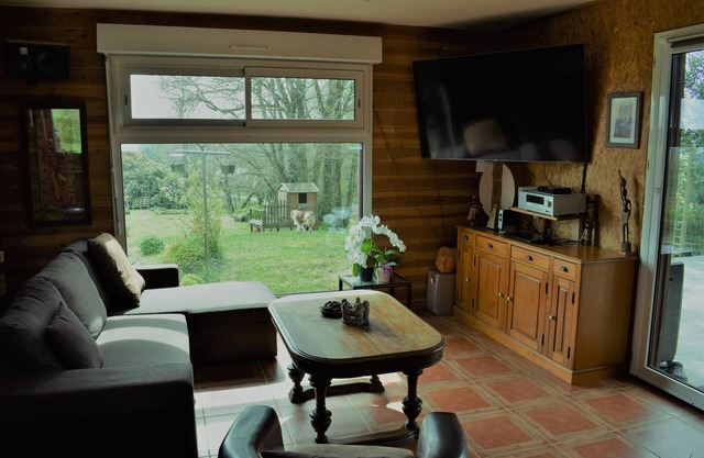 Maison en Bois en Campagne, Proche de L'océan Atlantique et du Golfe du Morbihan