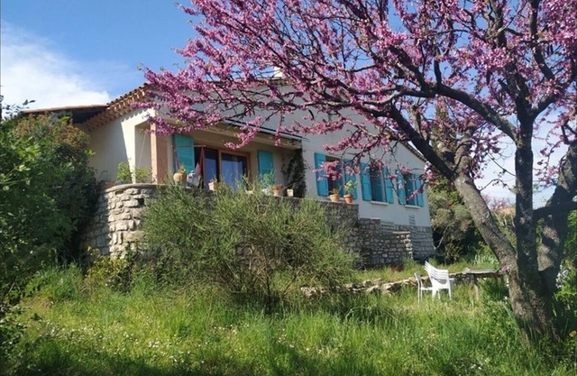 Maison en Provence, Belle Vue, Grand Jardin, Petite Piscine