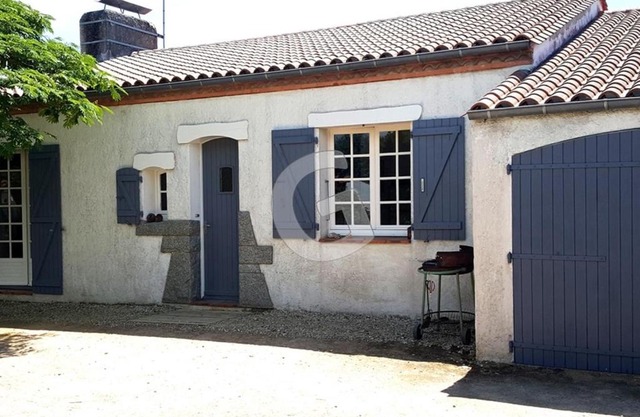 Maison familiale proche plage avec jardin et parking à Saint-Vincent-sur-Jard - FR-1-357-32