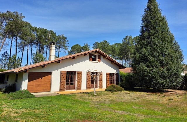 Maison Familiale de 105 m² sur Terrain Clos et Arboré de 1000 m²