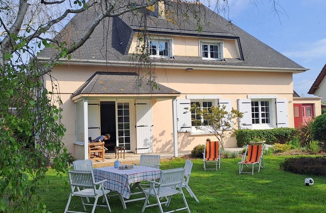 Maison Familiale Denneville Plage , 200m de la mer