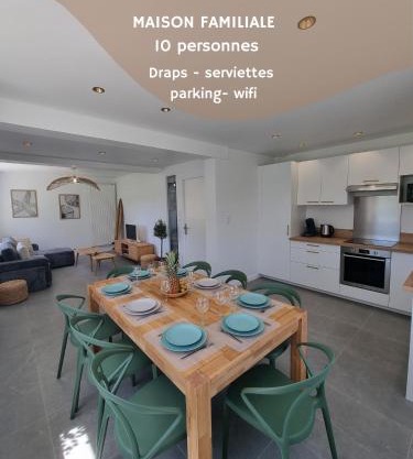 Maison familiale - 10pers - 3 étoiles - lumineuse et cosy - draps et serviettes inclus - parking - La Torche 9 min