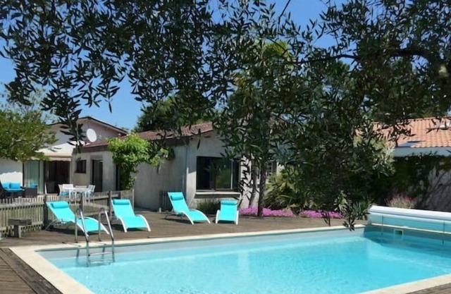 maison familiale avec piscine proche de Bordeaux