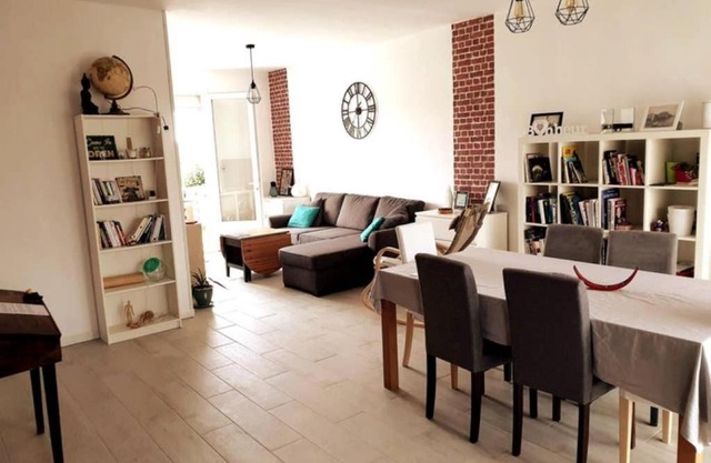 Maison familiale - ménage, serviettes, draps inclus