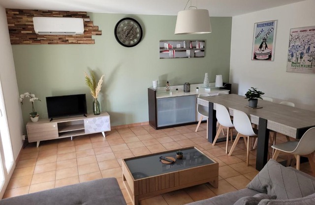 Maison individuelle 90m2 avec véranda et piscine
