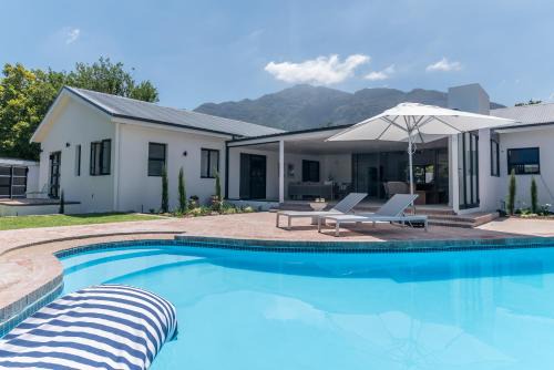 Maison la Bruyere, 4 bedroom villa - for groups and families