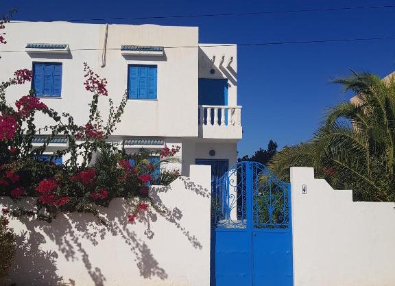Maison les Palmiers 300m de la plage