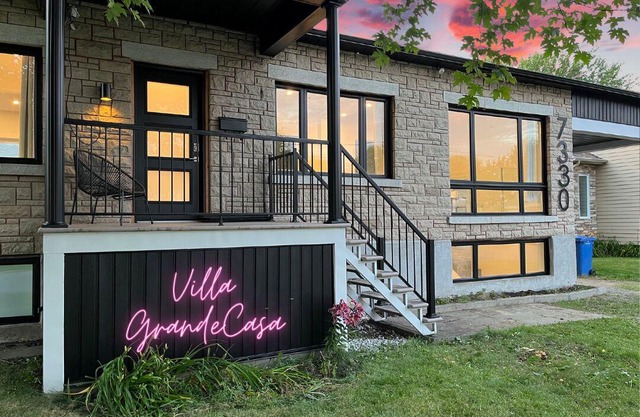 Maison Luxueuse Avec vue sur le Fleuve St-laurent