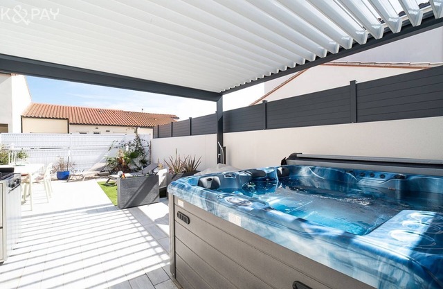 Maison Neuve Avec SPA Pergola Terrain DE Boules