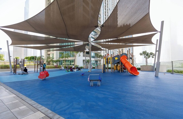 Maison Privee - Elegant Urban Stay Just Steps from Burj Khalifa