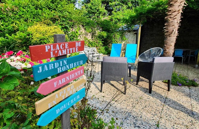 Maison typique pour 6 personnes, jardin clos et fleuri, proche plage