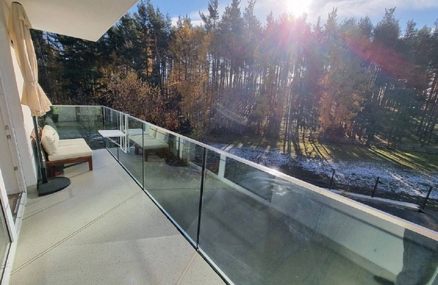 Maison Vert - Neuwertige Wohnung mit Terrasse