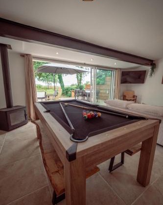 Maison vu Lac en première ligne du lac de Lacanau avec terrain de tennis privatif