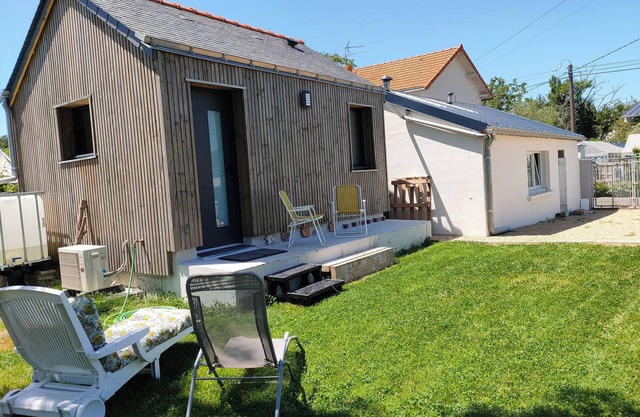 Maisonnette en Bois, Tout Confort, Indépendante, Calme, 10 Minutes de la Loire