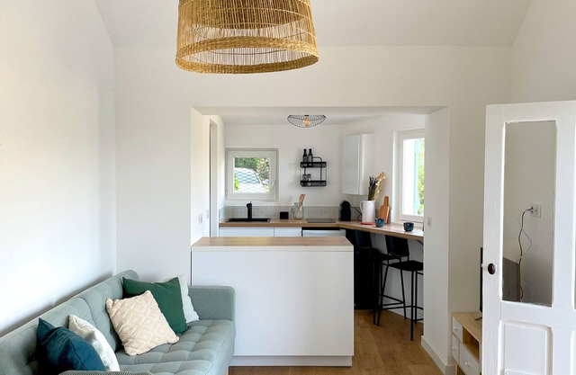 Maisonnette with view 12km from the beach