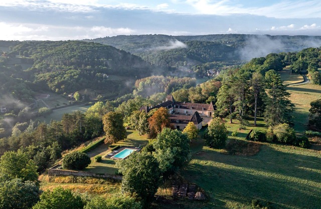 SPLENDID CHARTREUSE CLASIFICADO DE LA XVII DOMINANTE LA DORDOGNE Y LA PISCINA DELICIEUSE