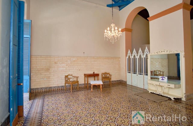 Majestic house in Matazas's center