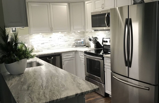 Majestic Pines Condo ~ A minutos del centro de Saugatuck