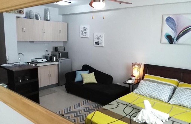 Mak'z Condo Place