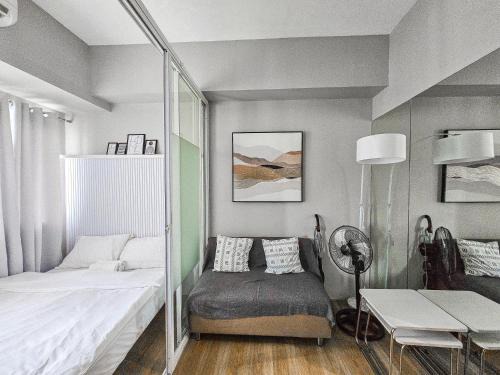 Makati Jazz Residences with Netflix