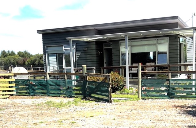 Makino Cottage - rural retreat